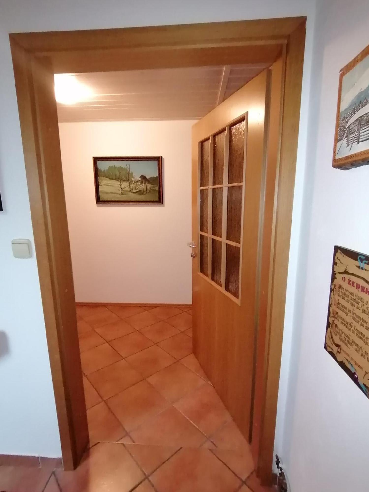 Apartma Cvrsta Trojka Jesenice Exterior foto
