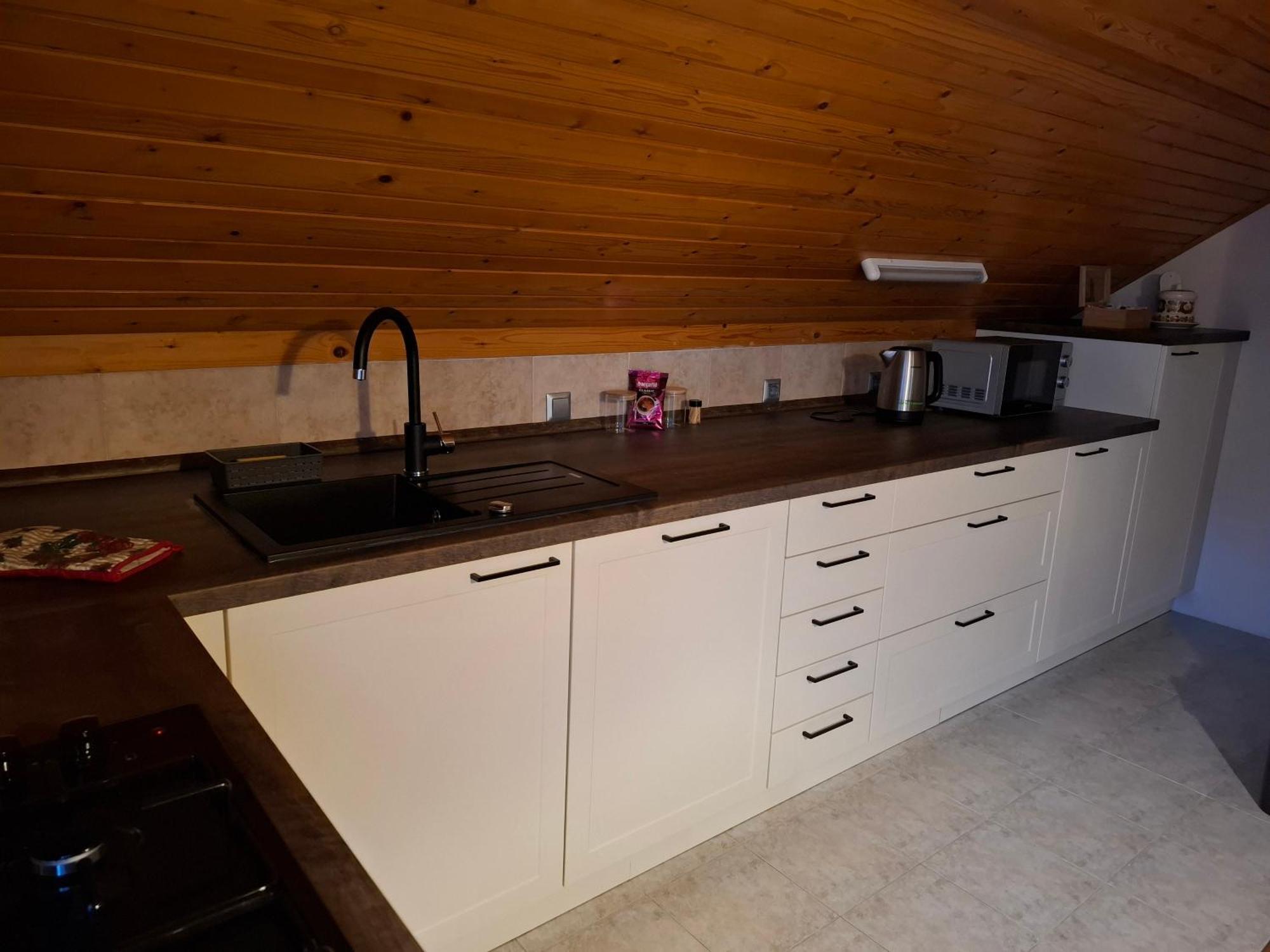 Apartma Cvrsta Trojka Jesenice Exterior foto